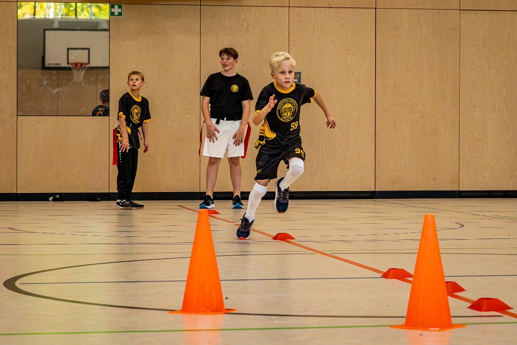 Slalom-Lauf durch die Cones